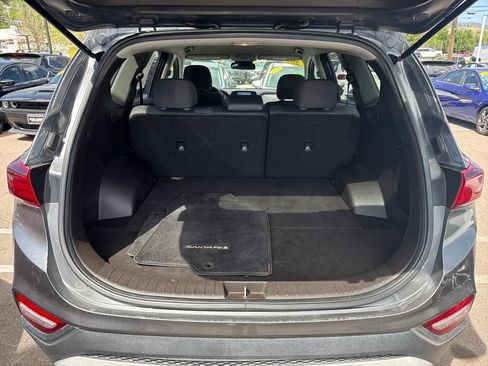 Used 2019 Hyundai Santa Fe SE FWD image 13