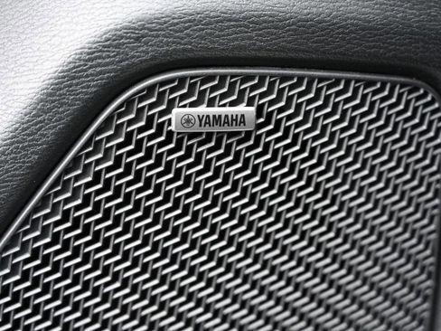 Used 2025 Mitsubishi Outlander SE image 24