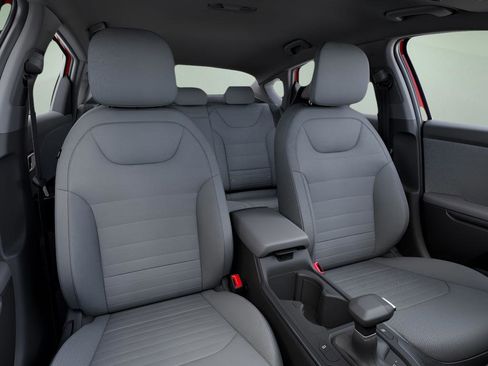 New 2025 Kia K4 EX image 15