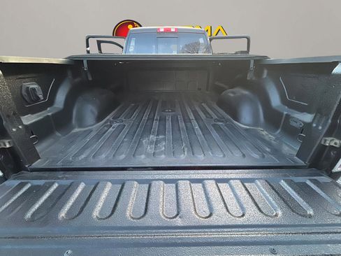 Used 2014 RAM 3500 Laramie image 17