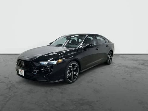 Used 2026 Honda Accord SE image 7