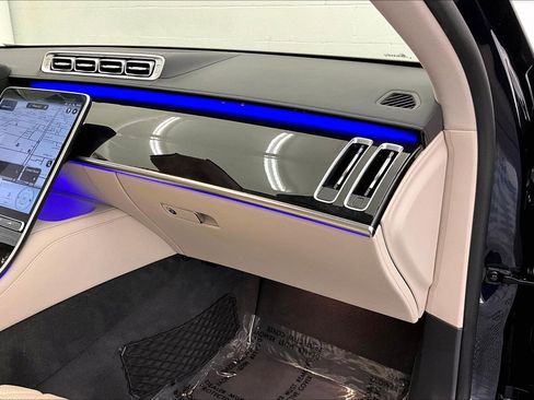 Certified 2022 Mercedes-Benz S 580 4MATIC Sedan image 19