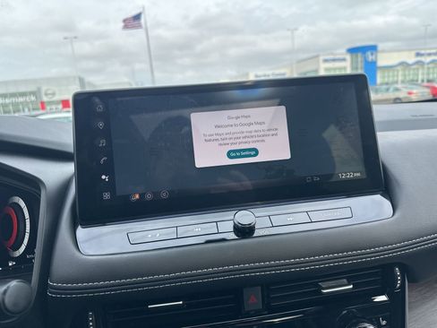 Used 2024 Nissan Rogue Platinum image 50