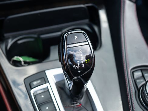 Used 2016 BMW 650i Convertible RWD image 32