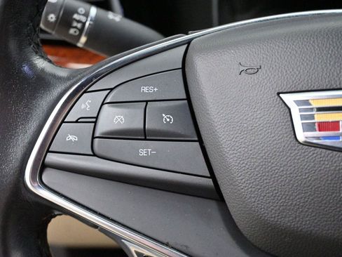 Used 2019 Cadillac XT5 Luxury FWD image 19