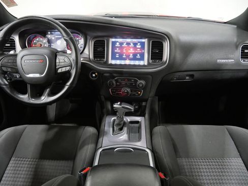 Used 2019 Dodge Charger Scat Pack w/ Harman/Kardon Audio Group RWD image 10