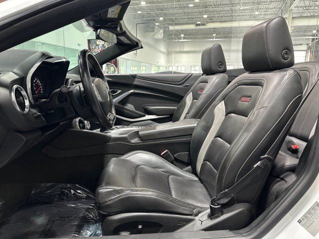 Used 2016 Chevrolet Camaro SS RWD image 50