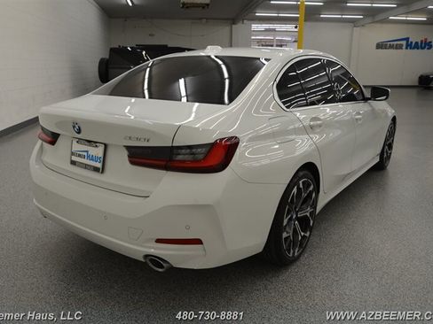 Used 2026 BMW 330i Sedan w/ Convenience Package RWD image 11