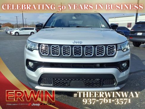 Certified 2024 Jeep Compass Limited image 2