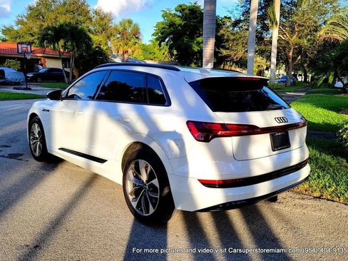Used 2021 Audi e-tron Premium Plus w/ Premium Plus Package image 10