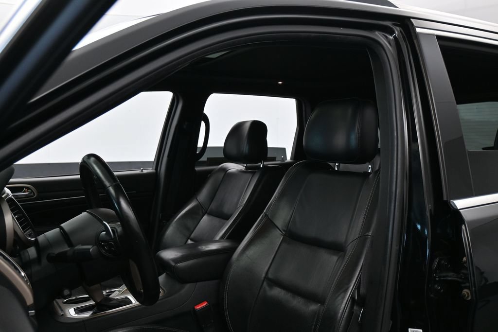 Used 2017 Jeep Grand Cherokee Limited w/ Luxury Group II RWD image 10