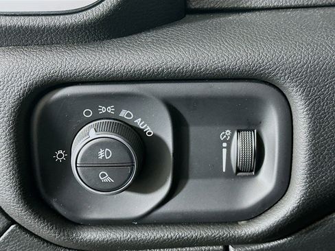 Used 2024 RAM 1500 Big Horn image 17