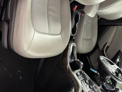 Used 2013 Buick Verano FWD image 21
