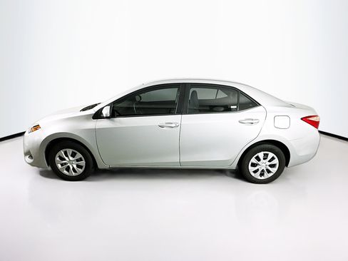 Used 2018 Toyota Corolla L image 4
