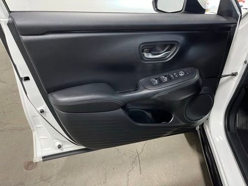 Used 2024 Honda HR-V EX-L image 24