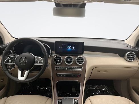 Used 2022 Mercedes-Benz GLC 300 4MATIC image 14