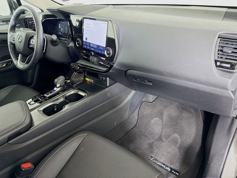 Certified 2025 Lexus NX 250 FWD w/ Premium Package image 30