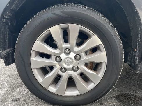 Used 2017 Toyota Sequoia Platinum image 17