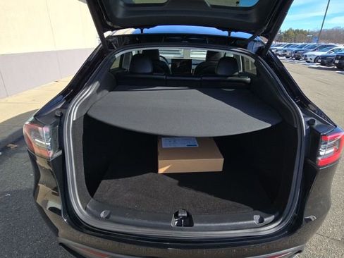 Used 2023 Tesla Model Y Long Range image 11
