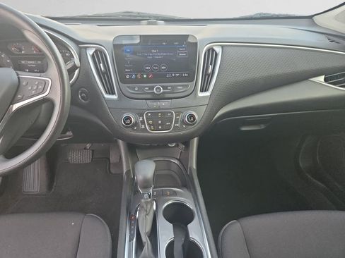 Used 2024 Chevrolet Malibu LT image 11