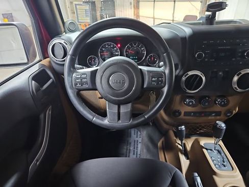 Used 2013 Jeep Wrangler Rubicon w/ PWR Convenience Group image 14