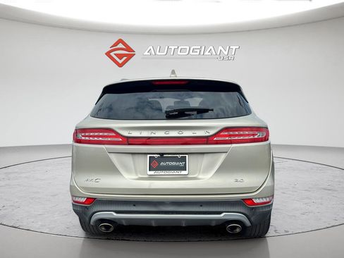 Used 2017 Lincoln MKC Premiere image 51