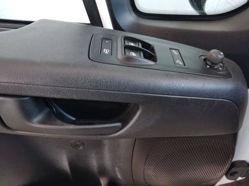 Used 2024 RAM ProMaster 2500 w/ Convenience Group FWD image 20