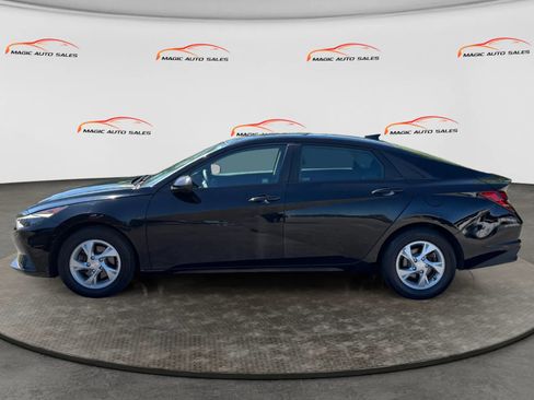 Used 2021 Hyundai Elantra SE FWD image 7