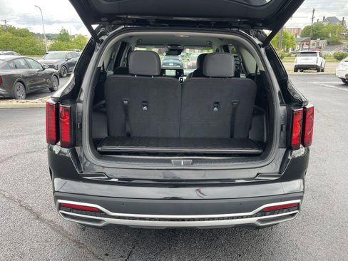 Certified 2023 Kia Sorento EX AWD/4WD image 38