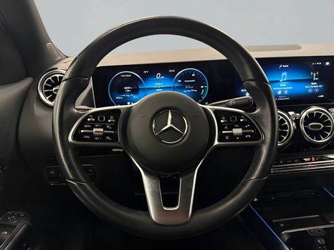 Used 2021 Mercedes-Benz GLA 250 image 18