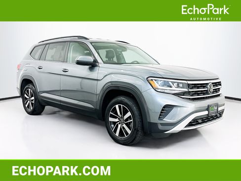 Used 2023 Volkswagen Atlas SE AWD/4WD image 1