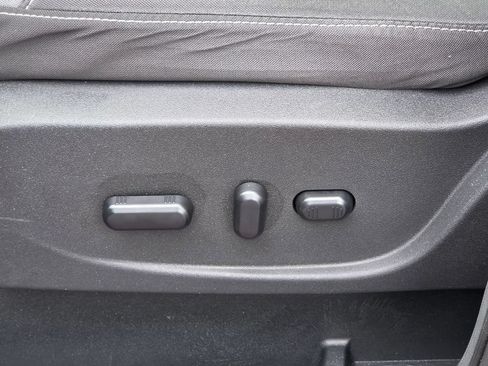 Used 2015 Ford Escape SE AWD/4WD image 16