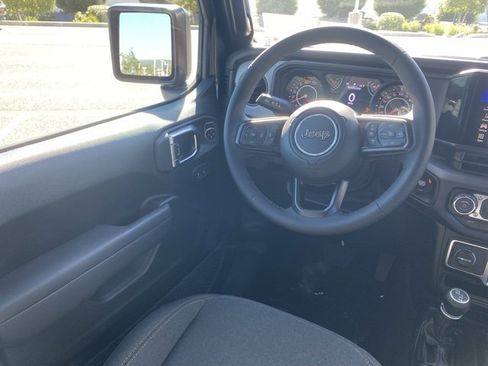 New 2025 Jeep Wrangler Sport S image 32