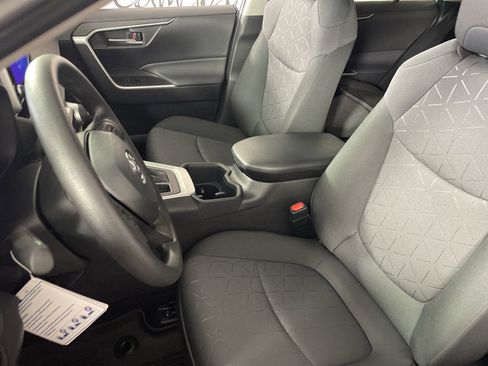 New 2025 Toyota RAV4 XLE image 19