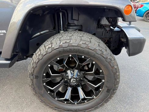 Used 2016 Jeep Wrangler Unlimited Sahara w/ Dual Top Group image 24