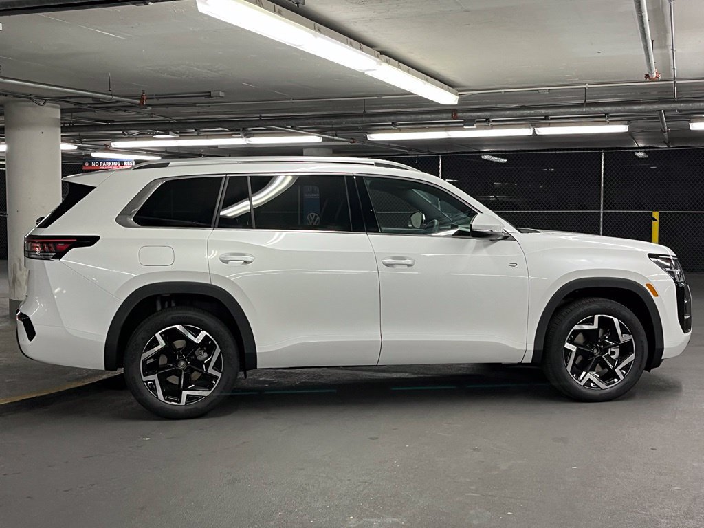 New 2027 Volkswagen Atlas SEL R-Line AWD/4WD image 37