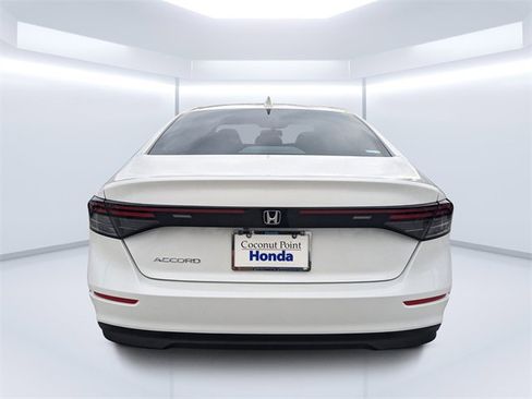 New 2025 Honda Accord LX image 4
