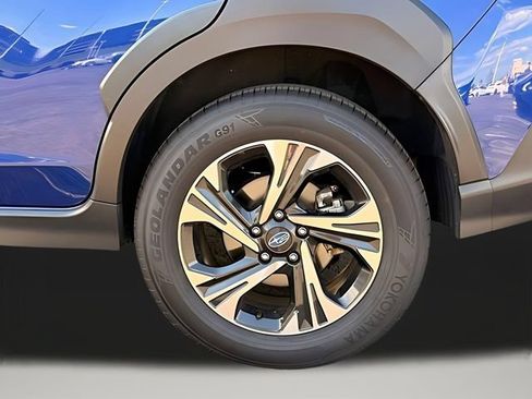 Used 2025 Subaru Crosstrek 2.5i Premium AWD/4WD image 27