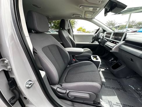 Used 2024 Hyundai Ioniq 5 SEL RWD image 16