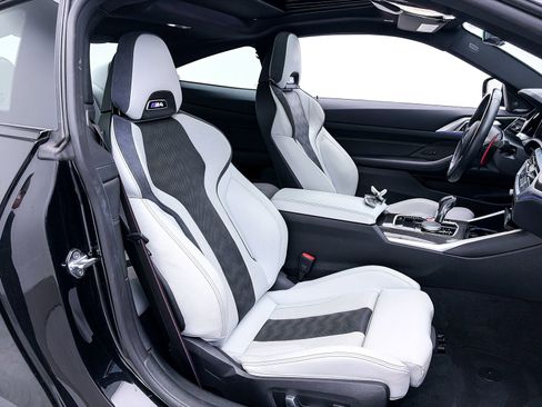 Used 2023 BMW M4 xDrive Competition AWD/4WD image 41