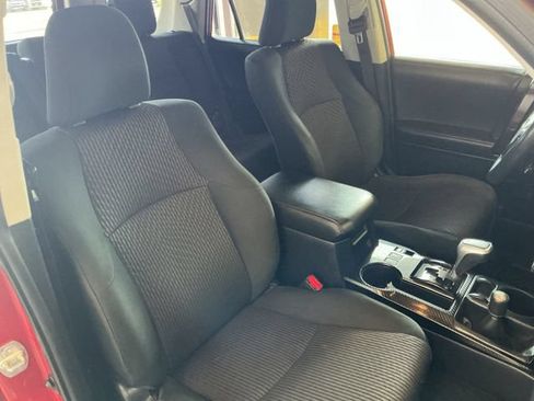 Used 2021 Toyota 4Runner TRD Off-Road AWD/4WD image 30