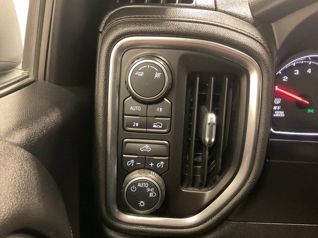 Used 2019 Chevrolet Silverado 1500 LT w/ All-Star Edition AWD/4WD image 21