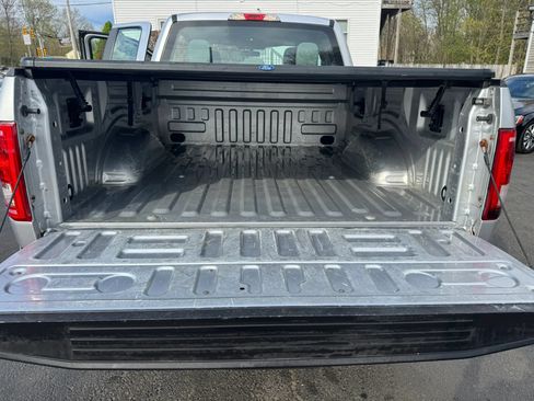 Used 2015 Ford F150 XL w/ Equipment Group 101A Mid AWD/4WD image 22