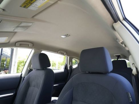 Used 2010 Nissan Rogue S w/ 360 Degree Value Pkg AWD/4WD image 17