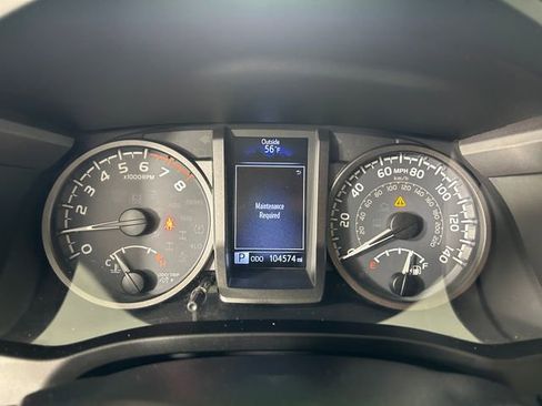 Used 2019 Toyota Tacoma TRD Off-Road image 18