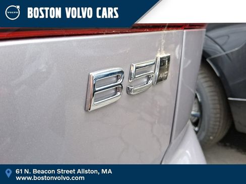 New 2026 Volvo XC60 B5 Plus w/ Climate Package AWD/4WD image 8