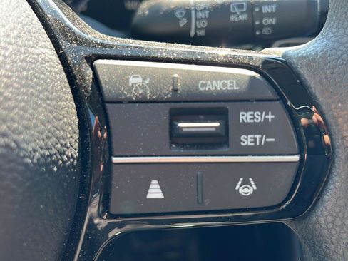 Used 2023 Honda Civic LX image 5