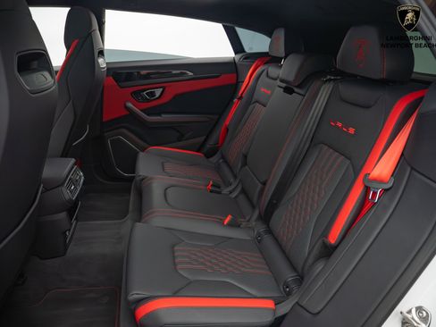 Used 2024 Lamborghini Urus S image 25