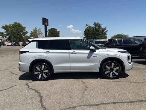 New 2026 Mitsubishi Outlander SEL AWD/4WD image 8