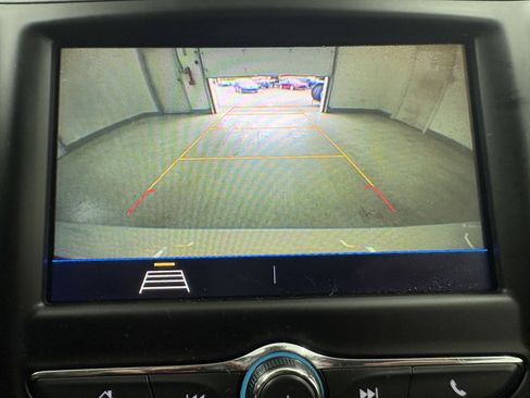 Used 2020 Chevrolet Sonic LT FWD image 15